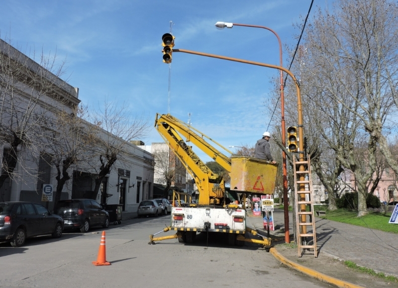 La ciudad de Magdalena tiene su primer semáforo