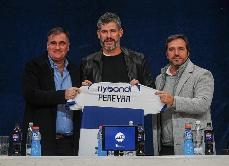 Gimnasia oficializó a Ariel Pereyra y reveló por qué fue elegido como DT hasta 2027