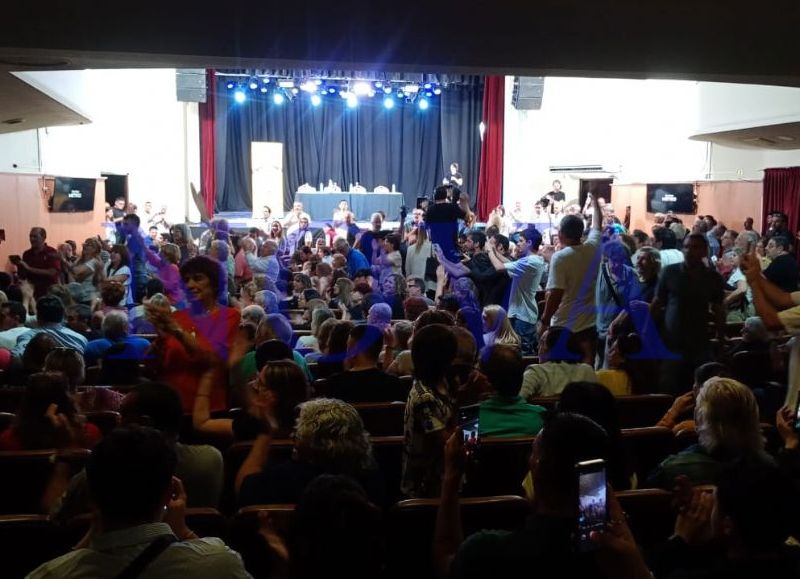 Axel Kicillof y Jorge Taiana participaron en la presentación del libro del periodista Alejandro Bercovich