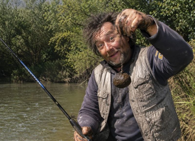 Loco por la pesca: en un allanamiento por un robo, recuperaron un botín y secuestraron más de dos kilos de marihuana