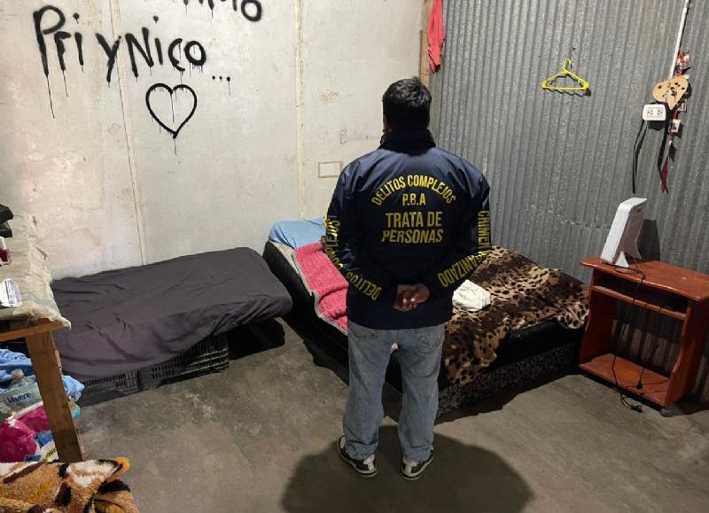 VIDEO | Allanaron un predio rural por presunta explotación laboral infantil: hallaron 51 menores y viviendas precarias