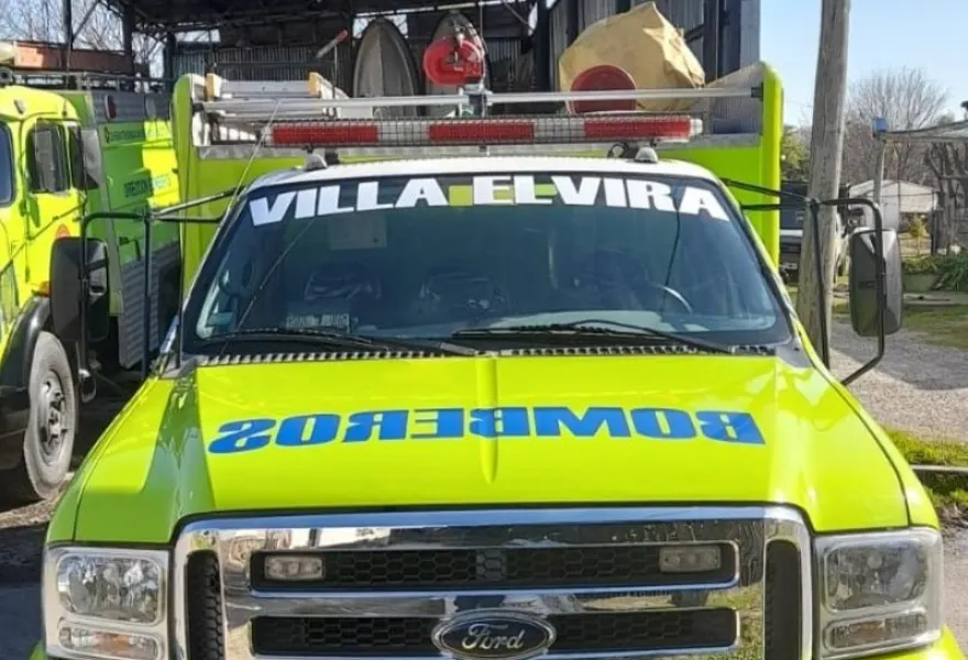 Bomberos de Villa Elvira le salvaron la vida a un nene de un año: una historia heroica