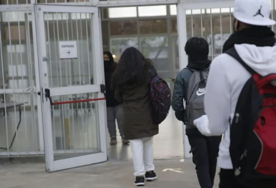 El hecho ocurrió en el establecimiento educativo ubicado sobre calle 76 entre 7 y 8.
