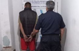 Tolosa: robó cables en un carro, lo detuvieron y se escapó esposado de la comisaría
