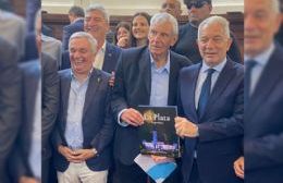 El dirigente de Villa Elvira, Luis Le Moal, fue reconocido por el Concejo Deliberante platense