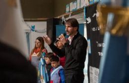 Punta Indio: así fue la agenda del intendente Angueira, conmemoración a San Martín y entrega de tablets a jubilados