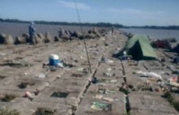 Berisso: La Isla Paulino, el paraíso del pescador tapado de mugre