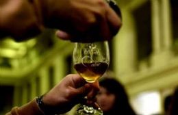 Llega la cuarta edición de la Feria Catar 2025: vinos, gastronomía y música en el Paseo Mitre