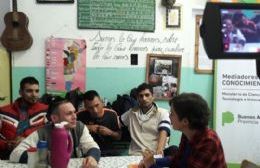 Internos de la Unidad 9 recibieron la visita de la escritora Fernanda García Lao
