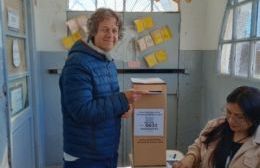 #Elecciones2025: votó Christian Castillo, candidato a legislador provincial por el FIT en la Tercera Sección