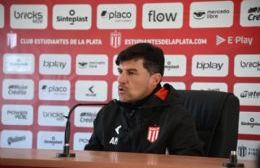 Medina se planta ante Flamengo y apela a la mística de Estudiantes