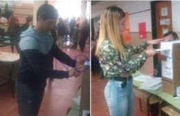 Punta Indio: el intendente Y Zurieta votó junto a su hija y busca su reelección